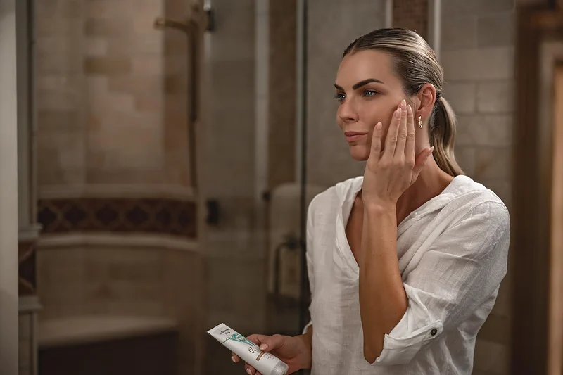 Australian Gold Botanical SPF 50 Tinted Face Sunscreen — image 8